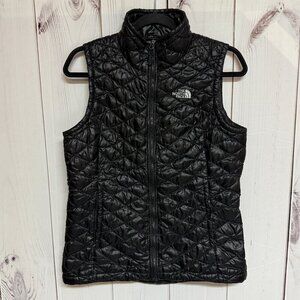 The North Face Women’s ThermoBall Vest Black Medium EUC